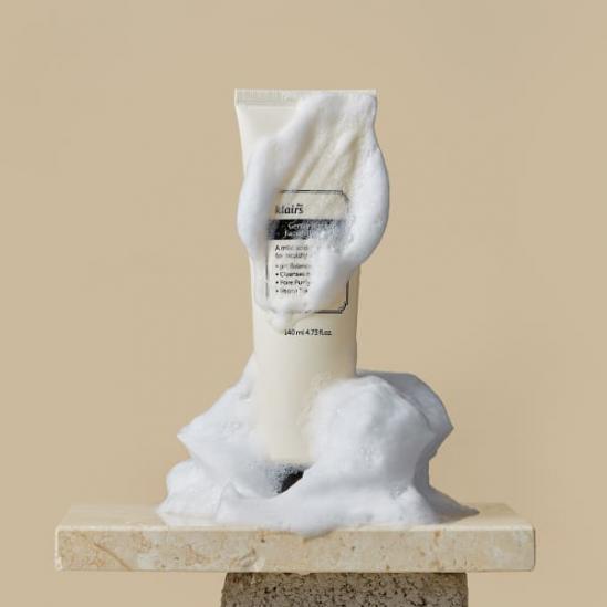  KLAIRS Gentle Black Facial Cleanser